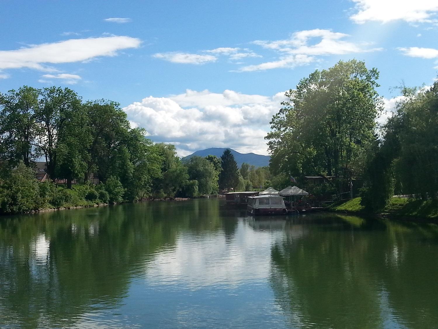 Ljubljanica Apartment ليوبليانا المظهر الخارجي الصورة